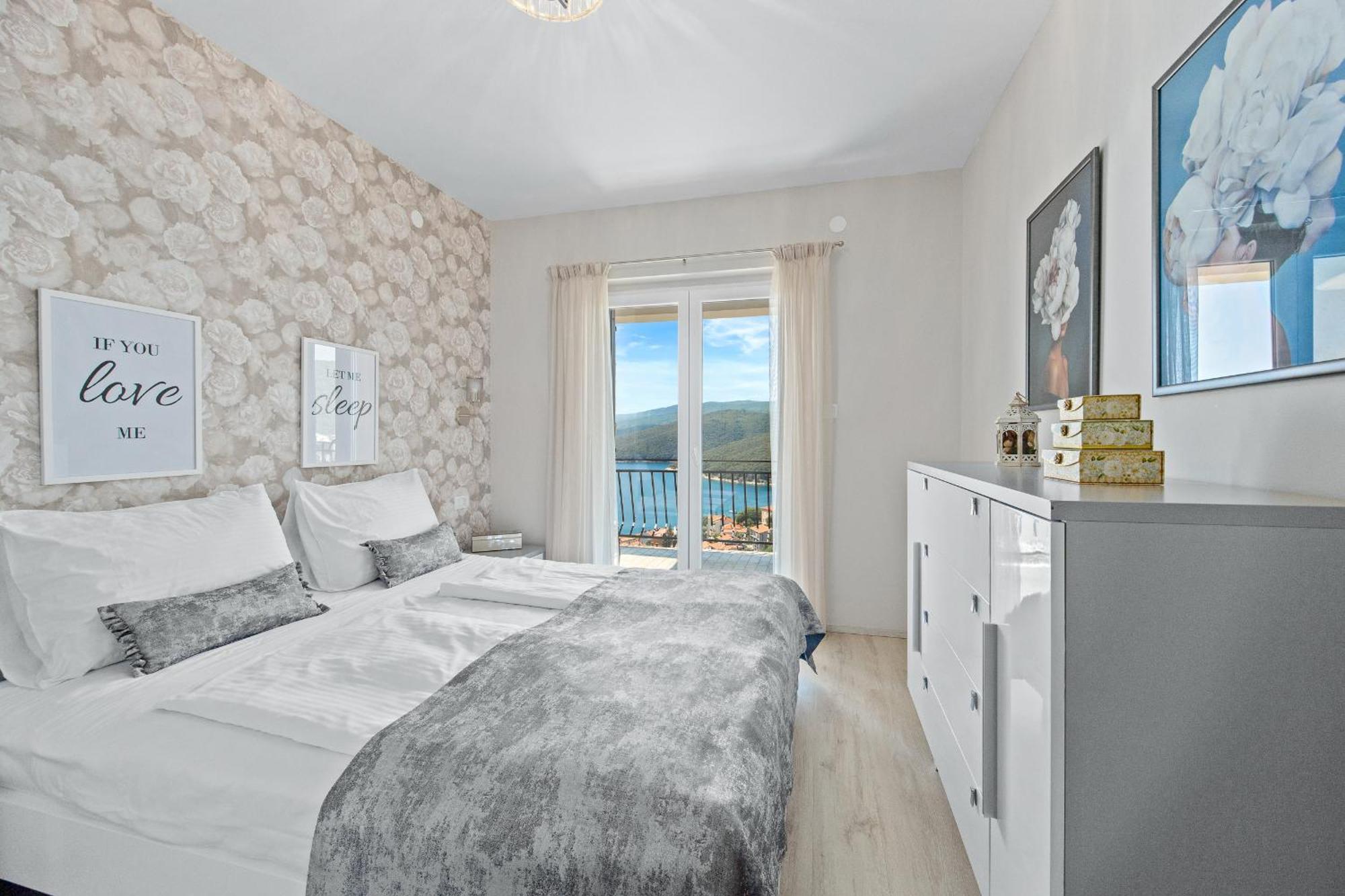 Ladym Apartment Rabac Exterior photo