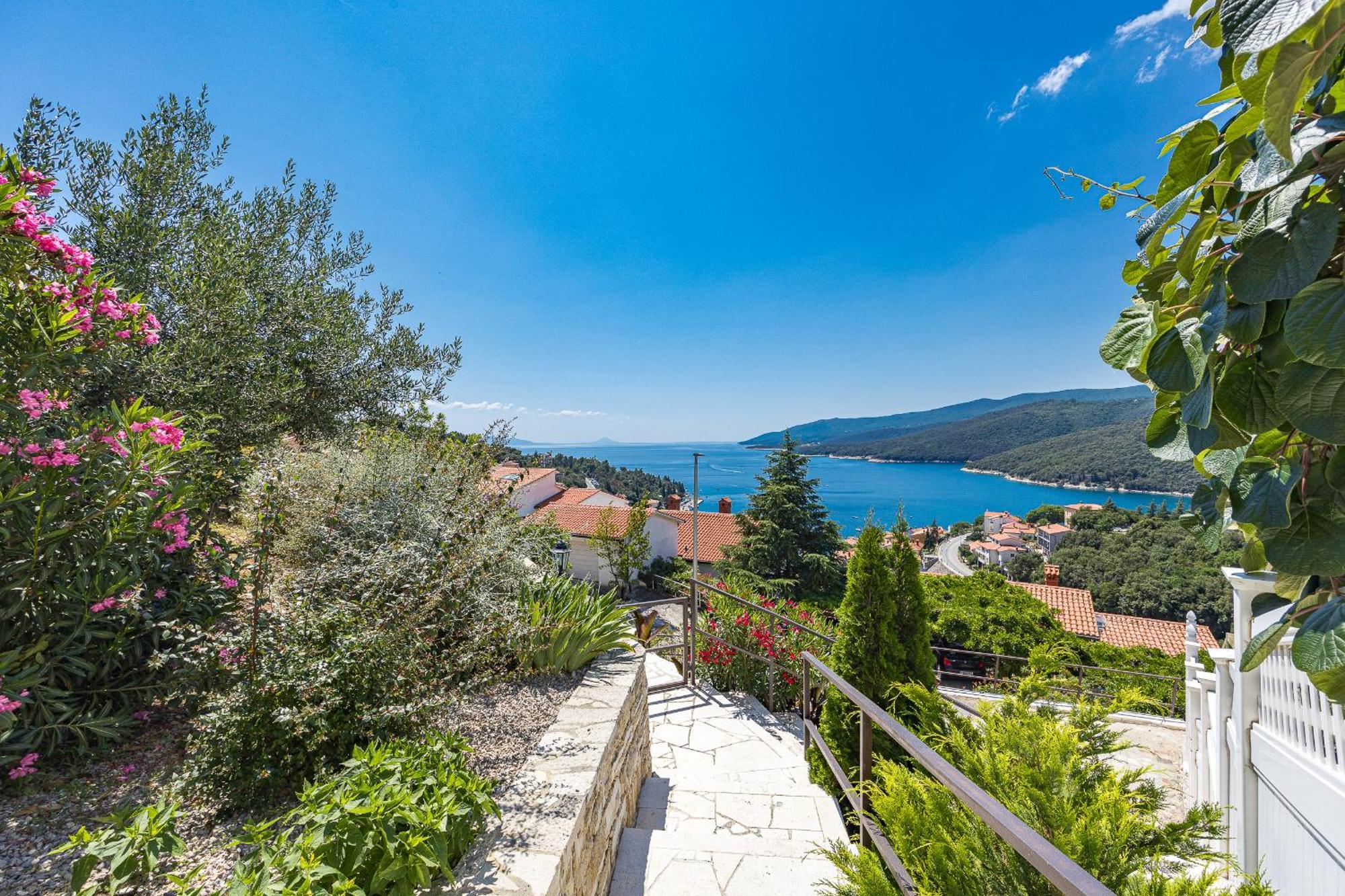 Ladym Apartment Rabac Exterior photo