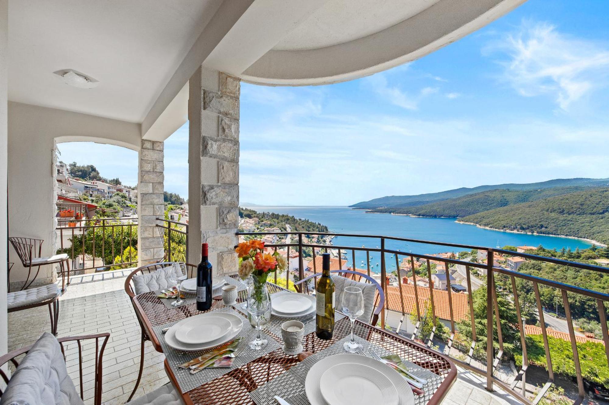 Ladym Apartment Rabac Exterior photo