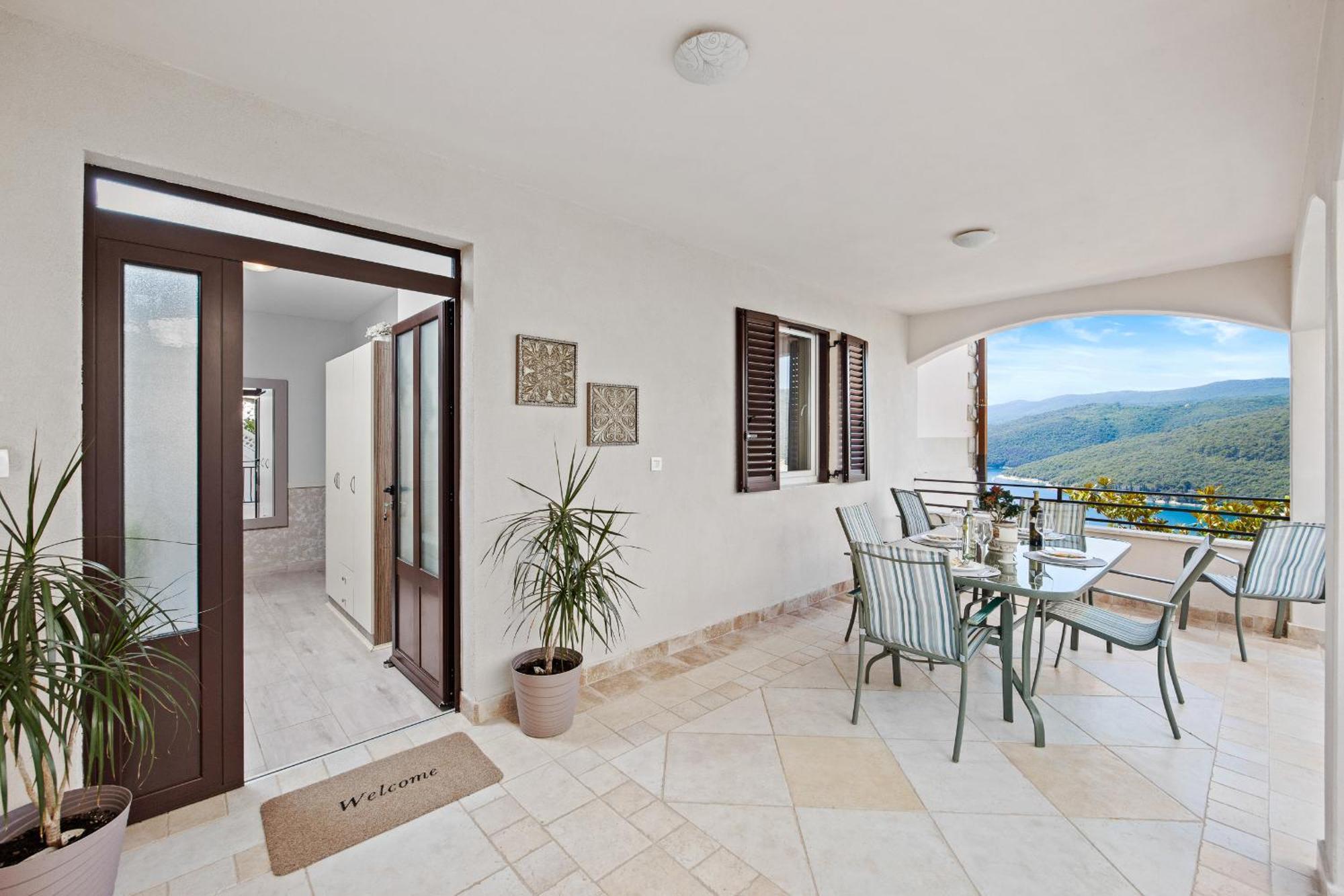 Ladym Apartment Rabac Exterior photo