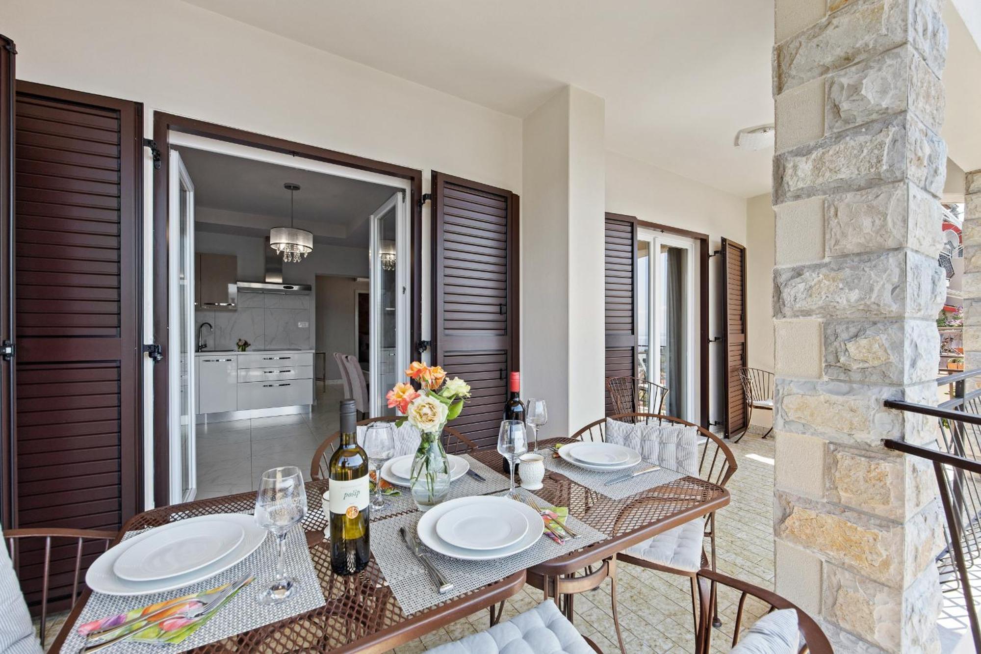 Ladym Apartment Rabac Exterior photo
