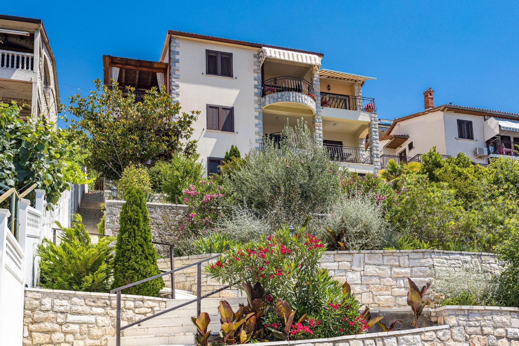 Ladym Apartment Rabac Exterior photo
